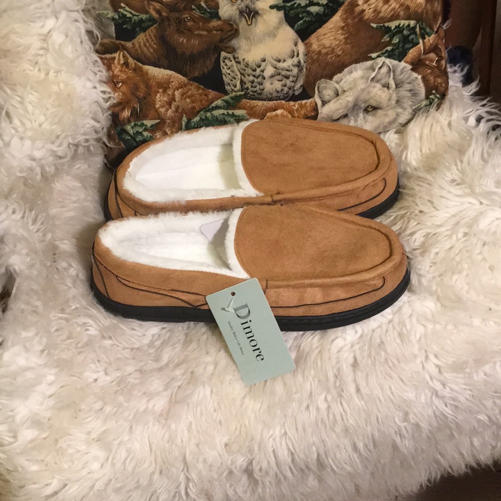 Dimore slippers .new w tags suede fur 9